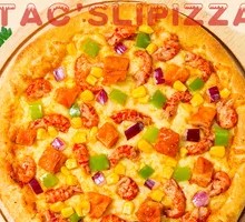 Spicy Crawfish and Chicken Pizza