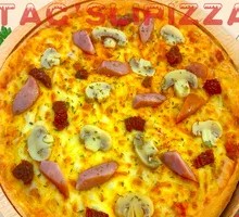 Classic Italian Meat Sauce Pizza