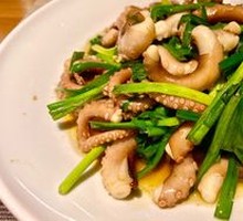 Stir-Fried Octopus with Leek