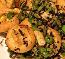 Green Pepper, Preserved Vegetable, and Quail Egg Stir-fry