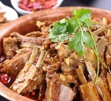 Goat Spine and Rib Hot Pot