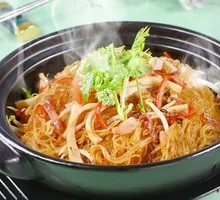 Shrimp and Preserved Meat Vermicelli Stew