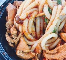 Xinjiang Spiced Chicken Fried Rice Noodles