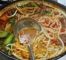 Yunnan Overbridge Rice Noodles