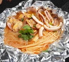 Enoki Mushroom and Clam Noodles