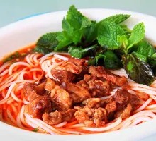 Spicy Pickled Beef Rice Noodles