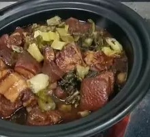 Sour Cabbage Braised Pork