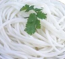 Crispy Pork Noodles with Pickled Chili