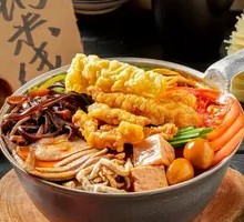 Crispy Pork Hot Pot Noodles