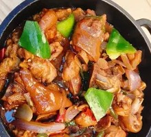 Signature Pig Trotter Chicken Pot