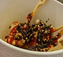Seaweed Pork Cartilage Stir-fry
