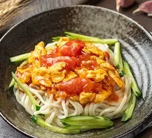 Tomato Noodles with Sauce