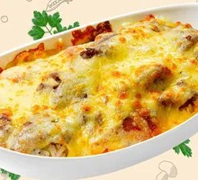黑椒牛肉焗饭