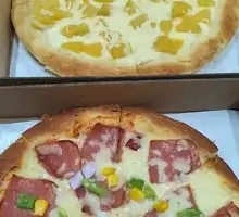 Classic Fruit Pizza