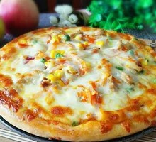 Tomato Chicken Pizza