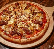 Salami Pizza