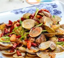 Spicy Stir-Fried Clams