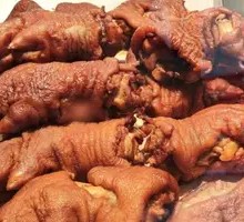 Skimmed Pig Trotter Stew