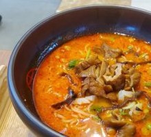 Spicy Pig Intestine Noodles