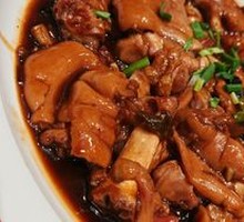 Honey-glazed Pig's Feet