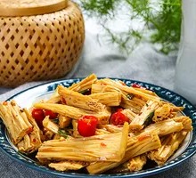 Spicy Stir-Fried Tofu Skin