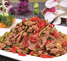 Stir-Fried Beef with Yellow Onion