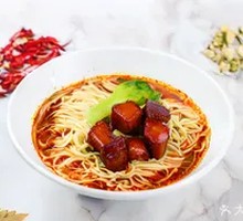 Pot-Braised Pork Noodles