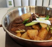 Cantonese Braised Beef and Radish Stew