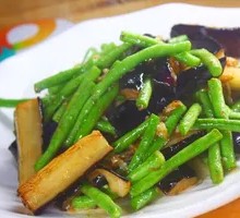 Stir-Fried Green Beans with Eggplant
