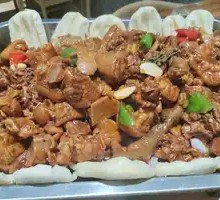 Stewed Young Rooster with Pig Trotters