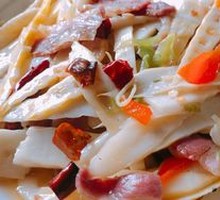 Stir-fried Fresh Bamboo Shoots with Preserved Pork