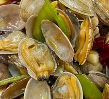 Spicy Stir-Fried Clams