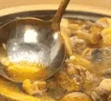 Stone Olive Chicken Pot