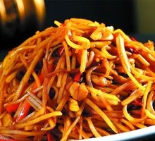 Potato Shreds Stir-Fried with Beef