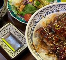 Whole Eel Rice Bowl