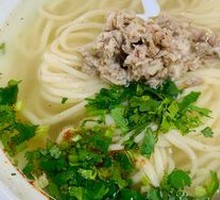 Pork Shank Noodle Soup