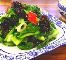 芹菜木耳