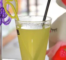 Chilled Pear Juice