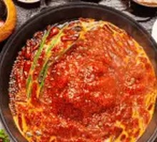 Spicy Clear Oil Hot Pot