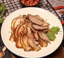 Special Smoked Pork Head Meat