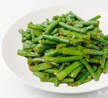 Stir-Fried Green Beans with Pork over Rice
