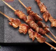 Charcoal-grilled Pork Rib Skewers