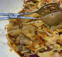 Oil-Poured Big Noodles