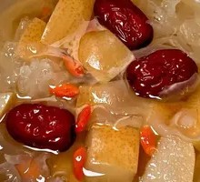 Bamboo Pot Pear Soup