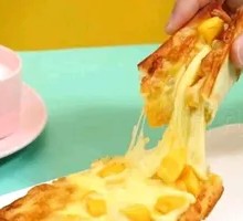 Hand-Torn Fruit Pizza