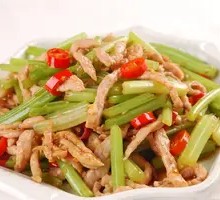 Stir-fried celery with shredded pork