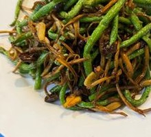 Bamboo Shoot Mushroom and Green Bean Stew