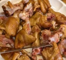 Braised Pork Trotters in Soy Sauce