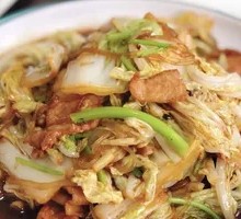 Napa cabbage with vermicelli and pork