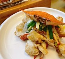 Three-Cucumber Stir-Fried Blue Crab